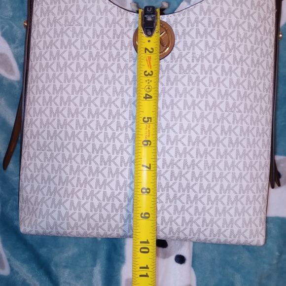 Michael kors signature small bowery hobo - Picture 11 of 11